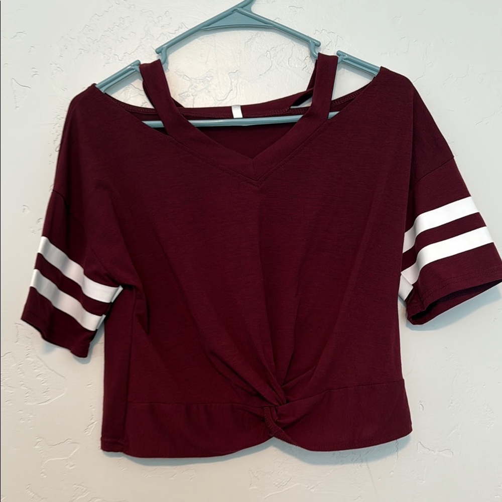 Women's Burgundy Knotted Top
